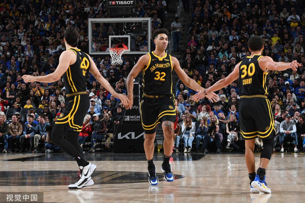 也上演了一 也上演了一