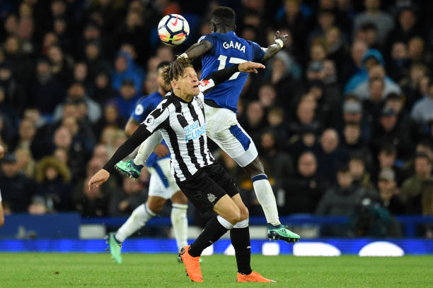 备受球迷瞩 备受球迷瞩