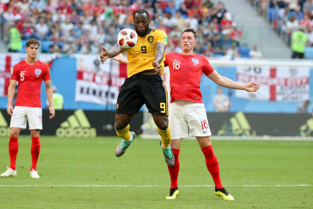 竞获得首发 竞获得首发