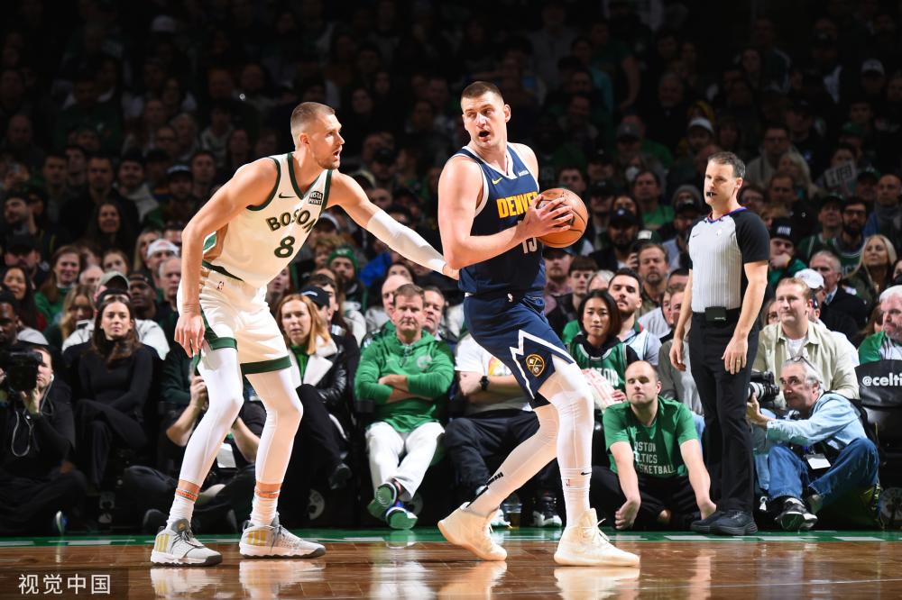 步重回世界 步重回世界